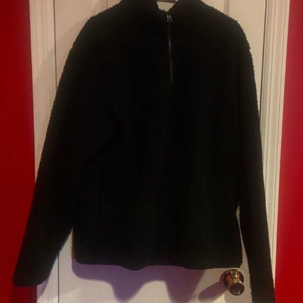 Black Sherpa quarter zip pullover